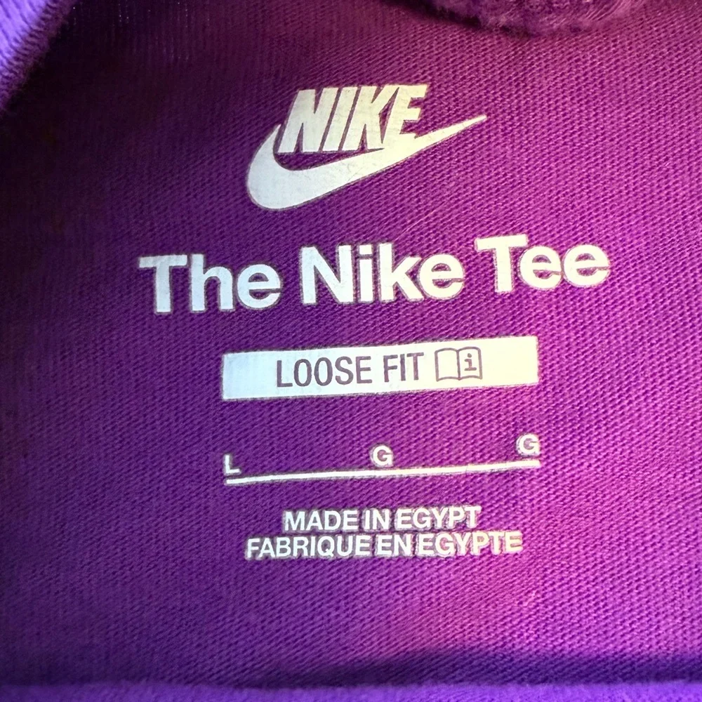 Nike Loose Fit Purple Long-sleeve Tee